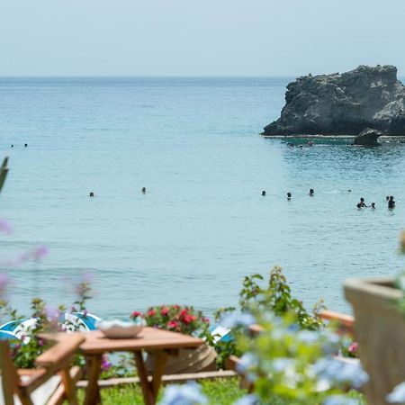 Waves Apartments Melody Glyfada エクステリア 写真