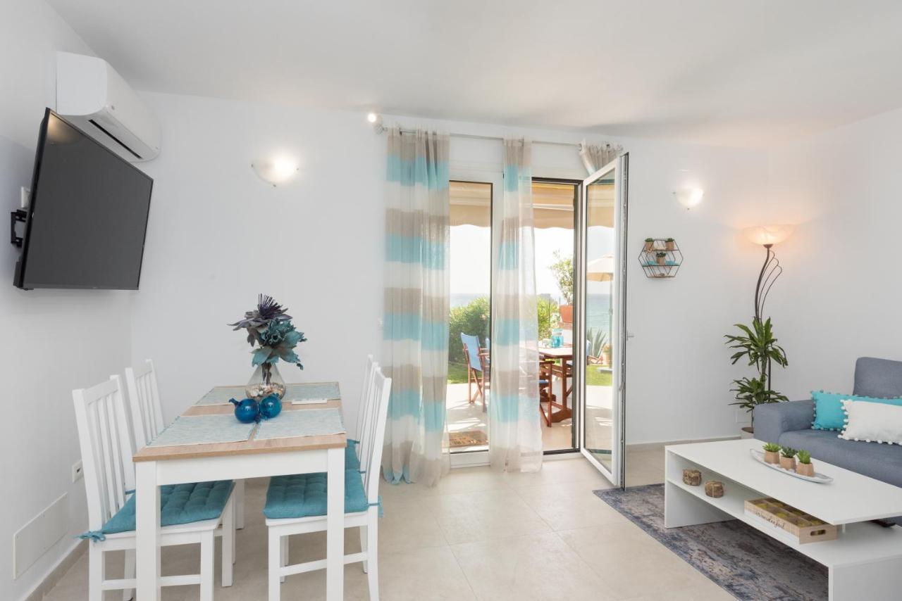 Waves Apartments Melody Glyfada エクステリア 写真